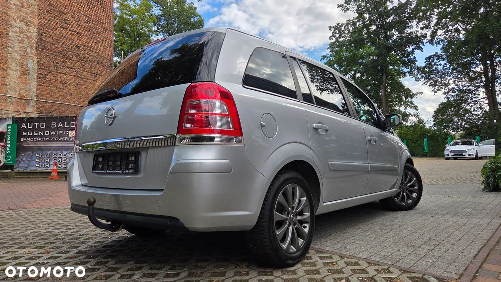 Opel Zafira 2013 photo 3