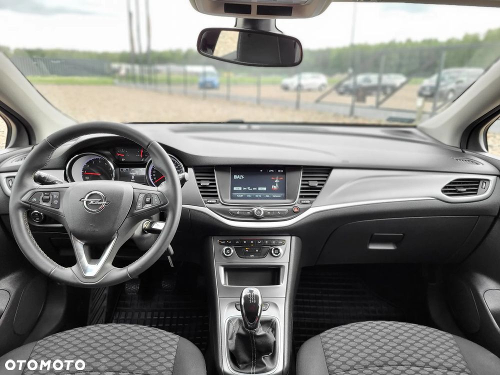 Opel Astra 1.4 T Enjoy - 12