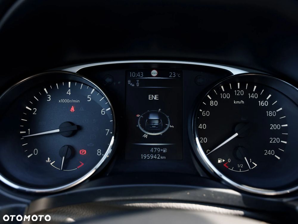 Nissan X-Trail - 24