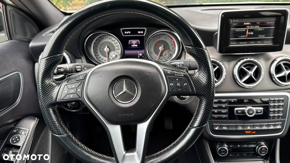 Mercedes-Benz GLA 250 4-Matic - 13