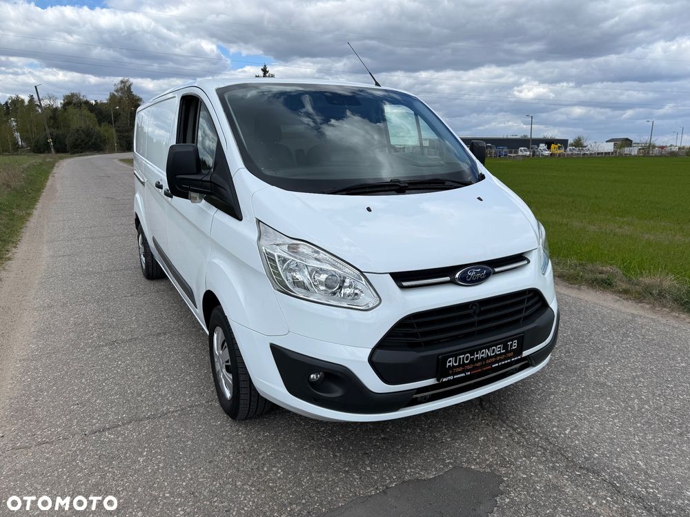 Ford Transit Custom - 11