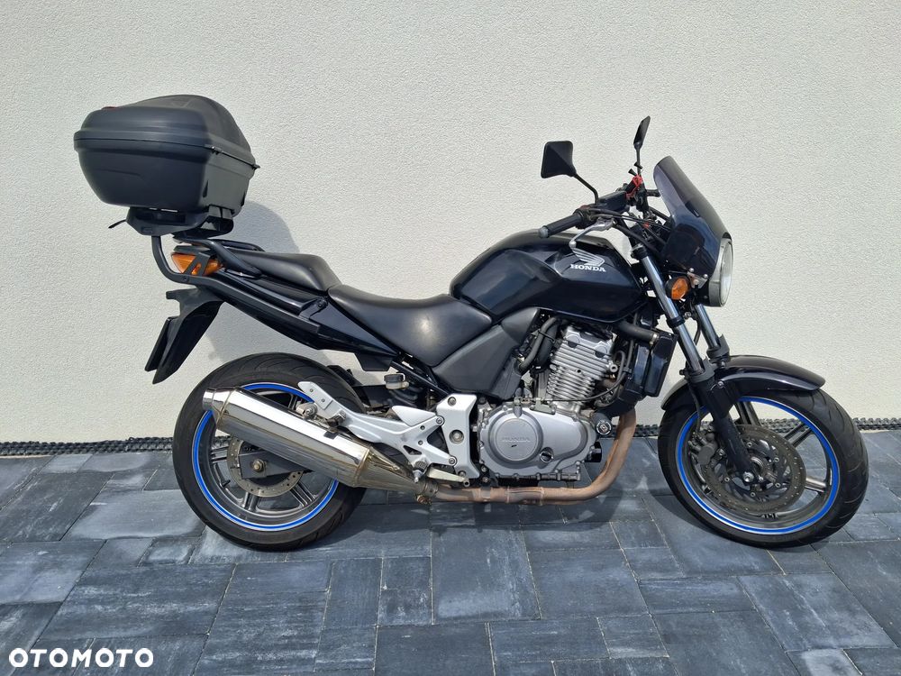 Honda CB - 4