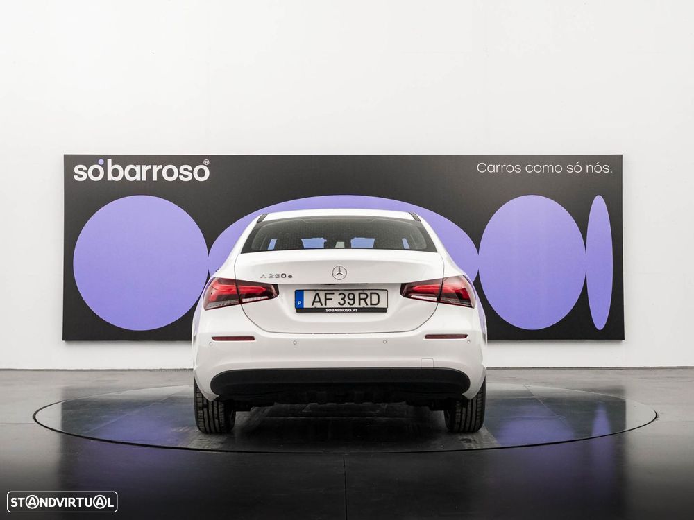 Mercedes-Benz A 250 Limousine e Style Plus - 5