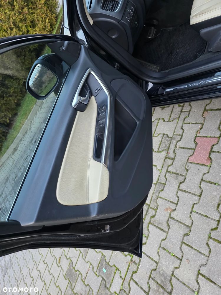 Volvo S60 T6 AWD Momentum - 12