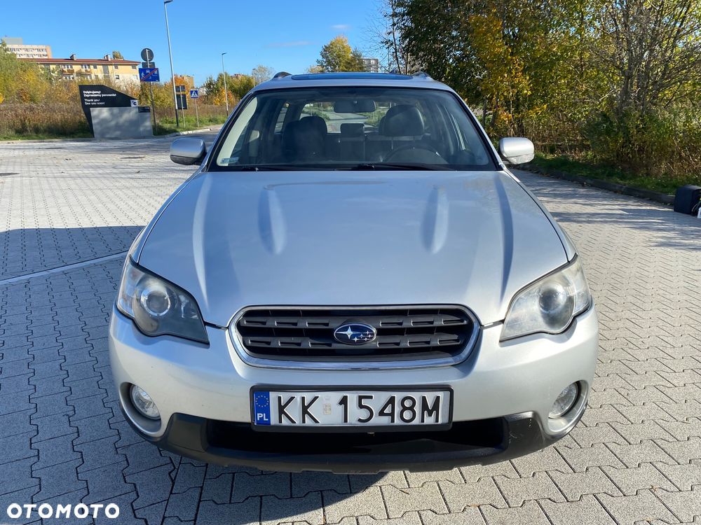 Subaru Legacy Kombi 3.0 H6 NAV - 2