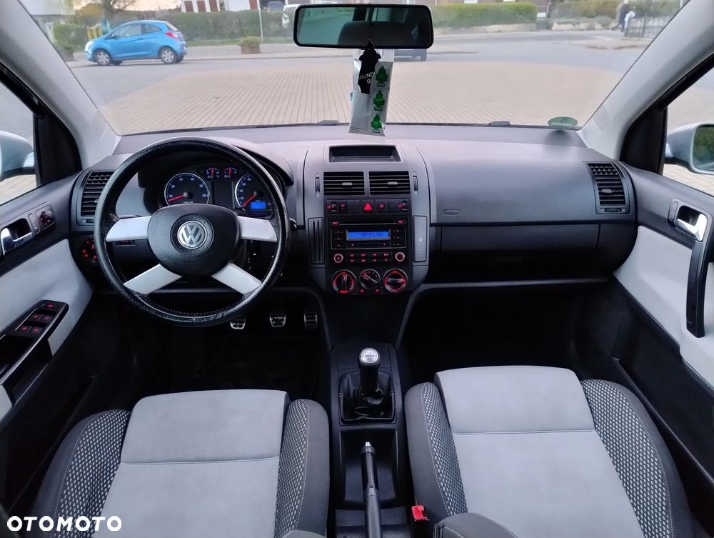 Volkswagen Polo 1.6 Trendline - 7
