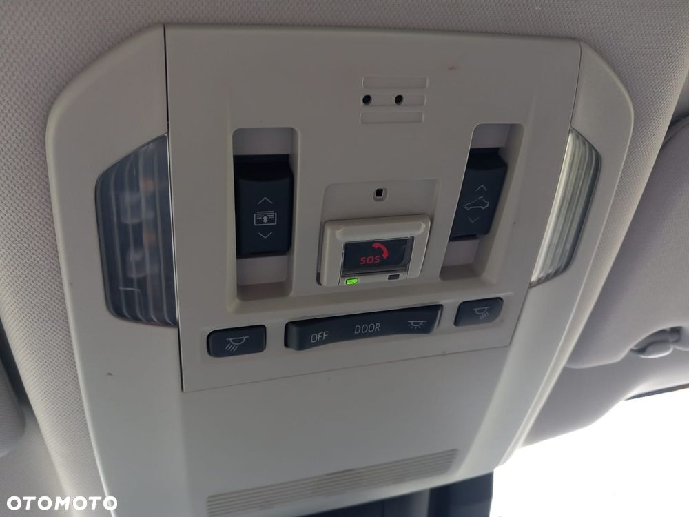 Toyota Highlander 2.5 Hybrid Executive - 24