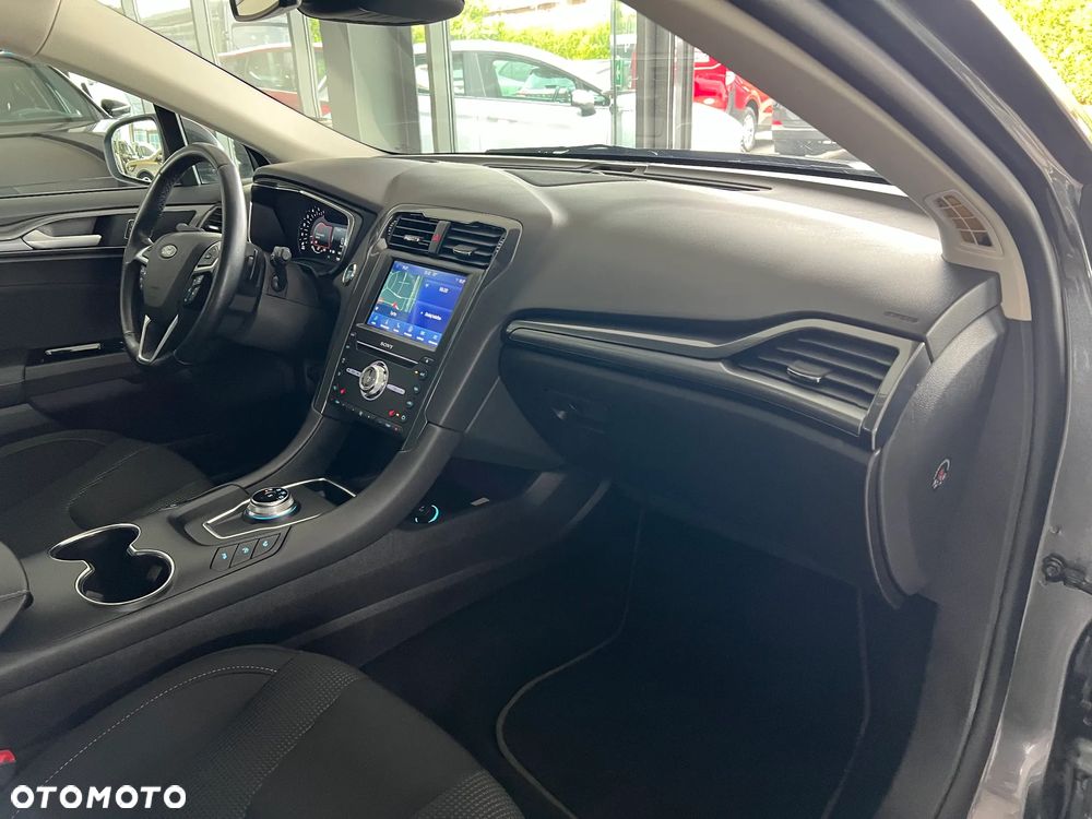 Ford Mondeo 2.0 EcoBlue Titanium - 39