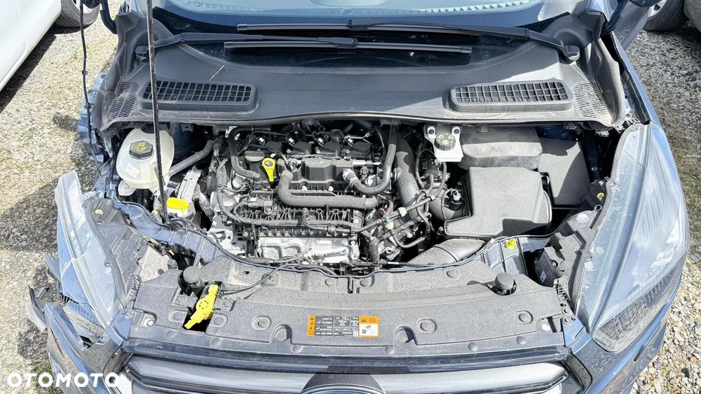 Ford Kuga 1.5 EcoBoost ST-LINE - 8