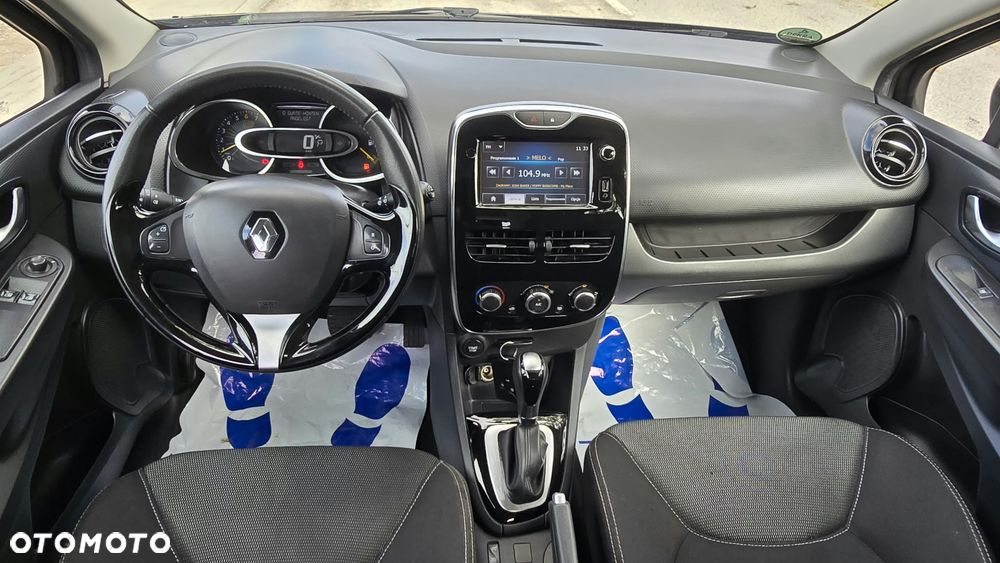 Renault Clio - 21