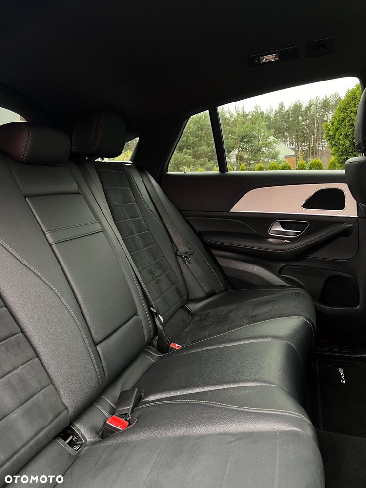 Mercedes-Benz GLE 300 d 4-Matic - 17
