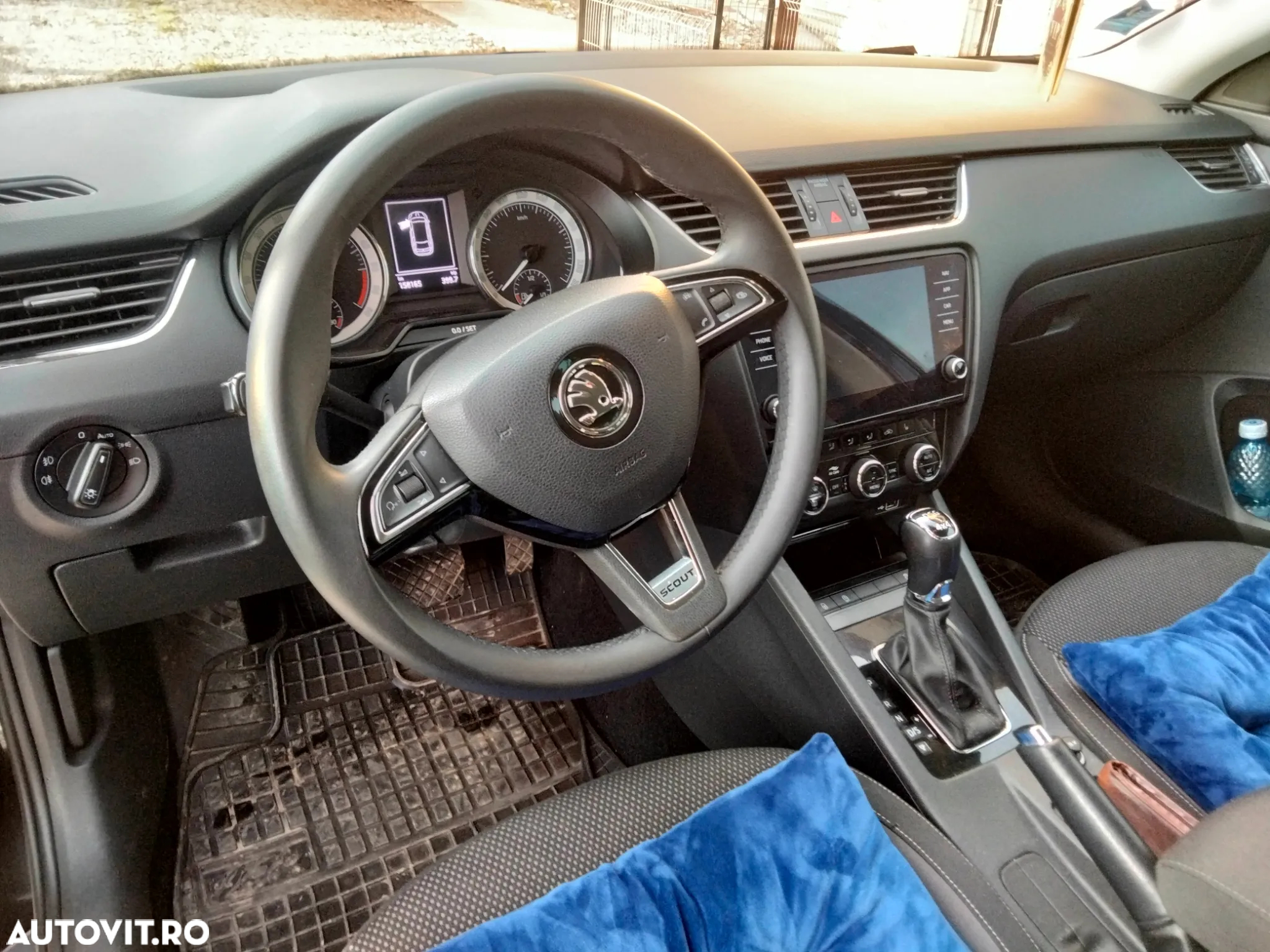 Skoda Octavia 2.0 TDI AMBITION DSG - 10
