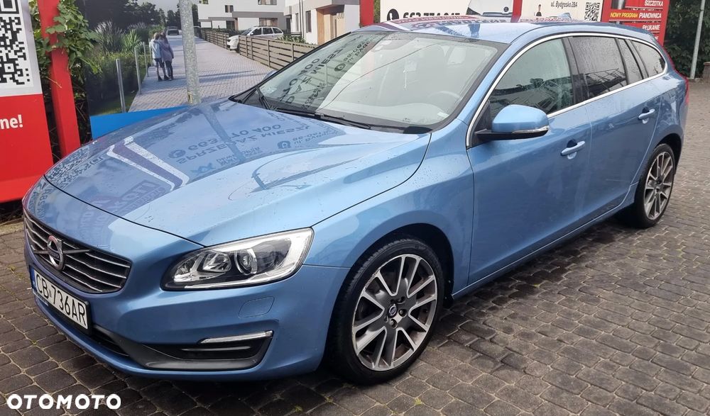 Volvo V60 T3 Momentum - 11