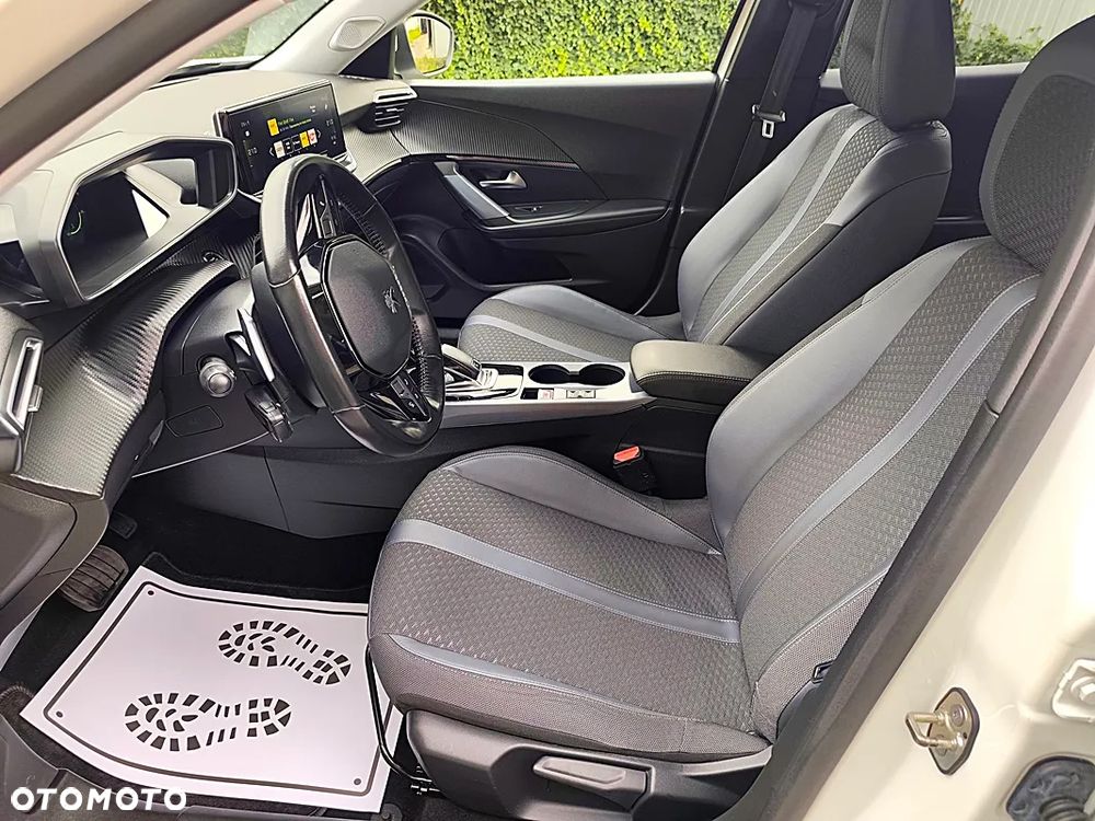 Peugeot 2008 PureTech 130 EAT8 Active Pack - 9