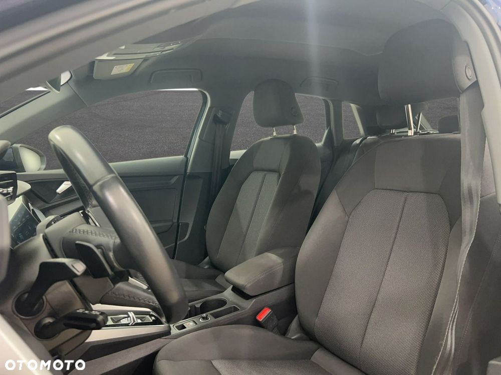 Audi A3 Sportback 30 TDI S tronic - 11