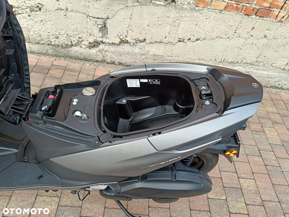 Yamaha Tricity - 18