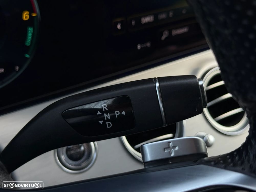 Mercedes-Benz E 300 de 9G-TRONIC AMG Line - 29