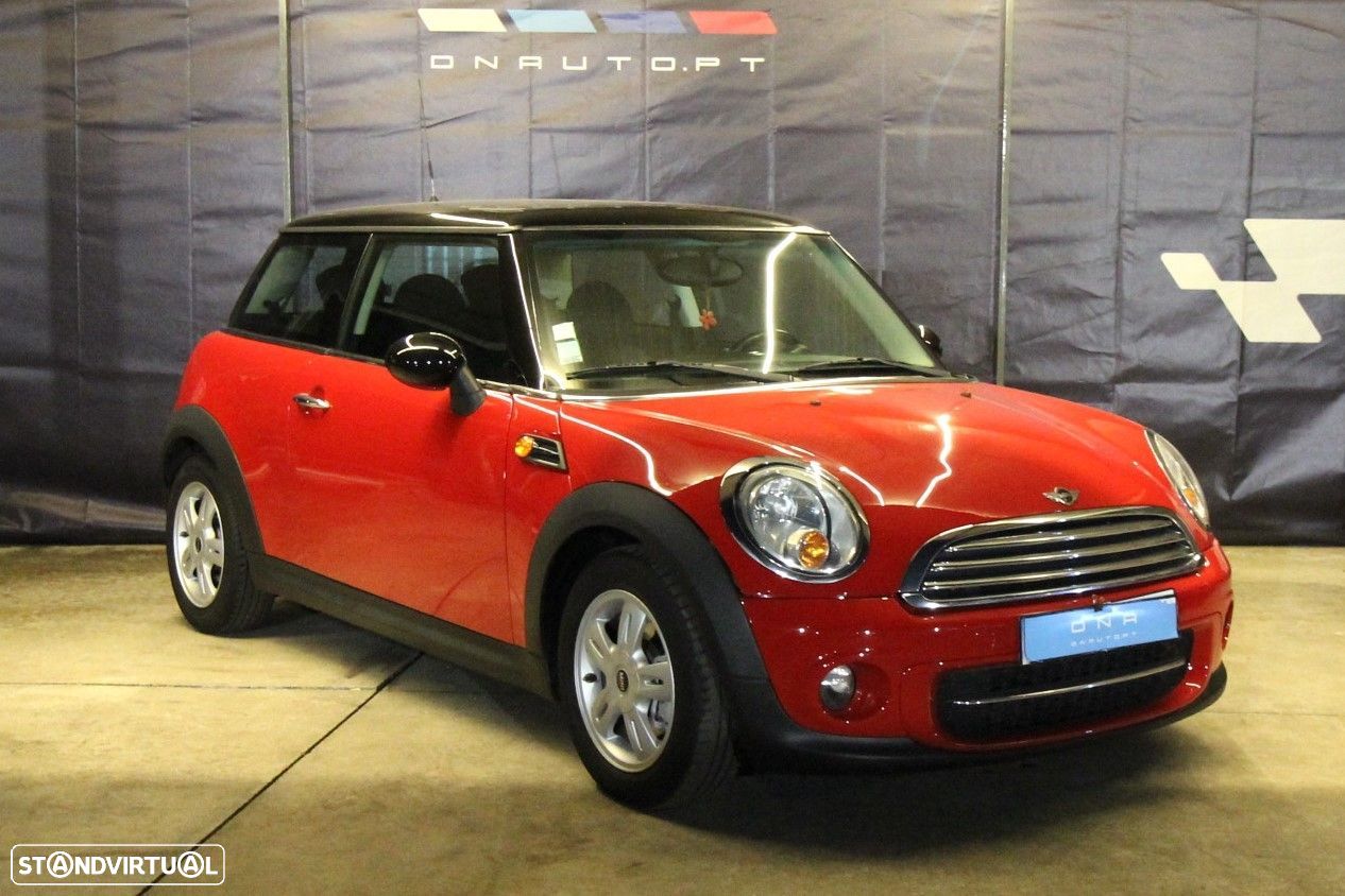 MINI 3 Portas Cooper D - 1