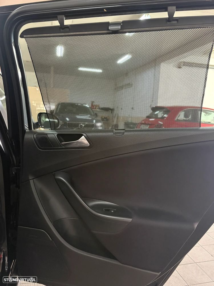 VW Passat Variant 1.6 TDI Confortline - 18
