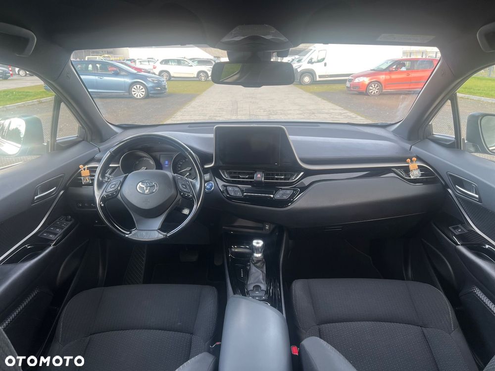 Toyota C-HR Hybrid Team Deutschland - 14