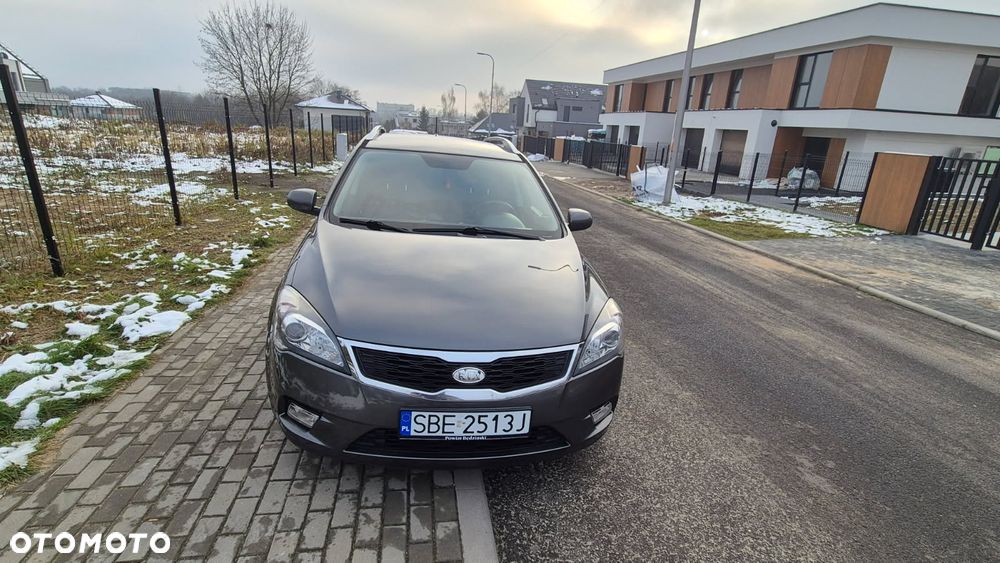 Kia Ceed 1.4 Comfort + - 6
