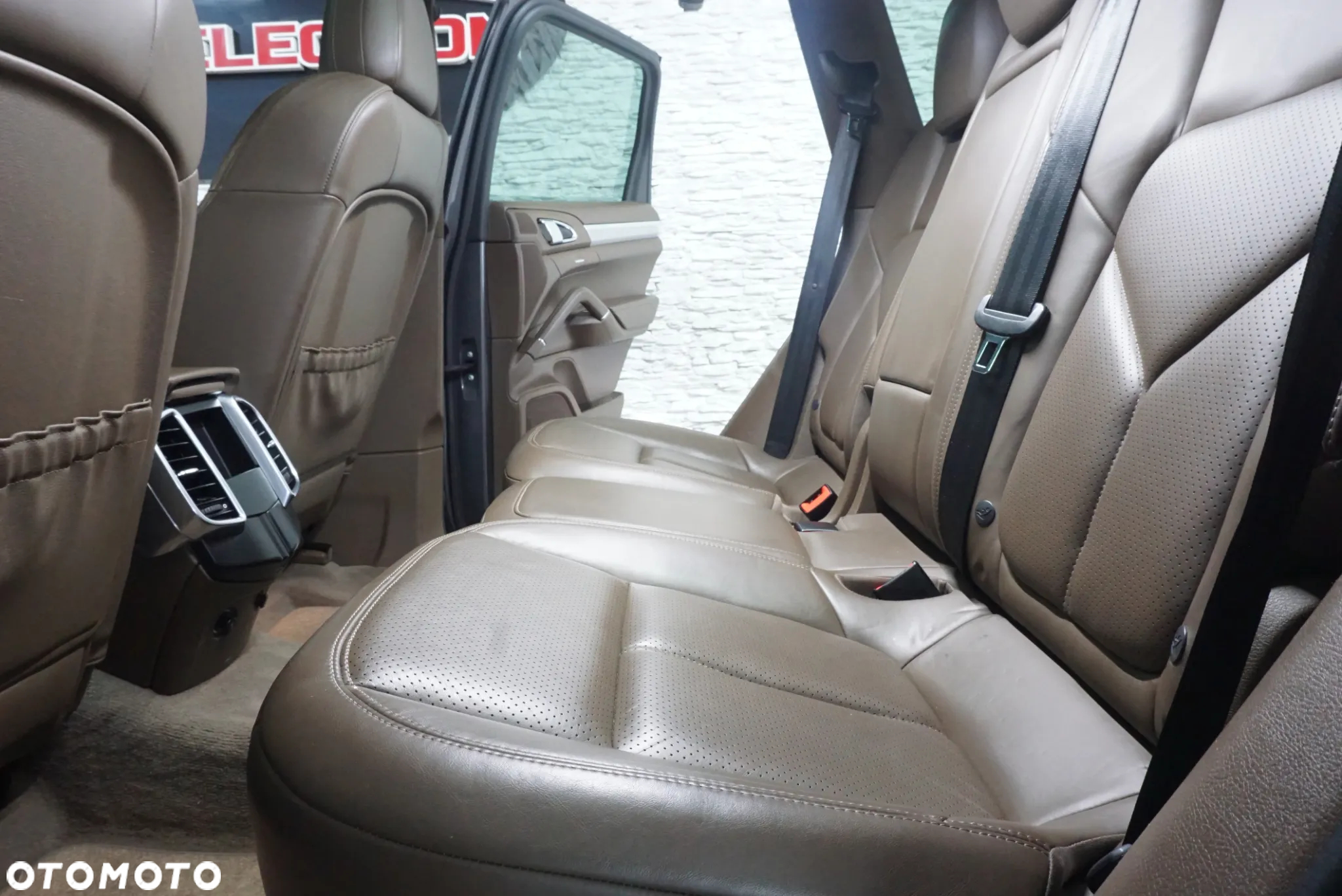 Porsche Cayenne Diesel Platinum Edition - 22