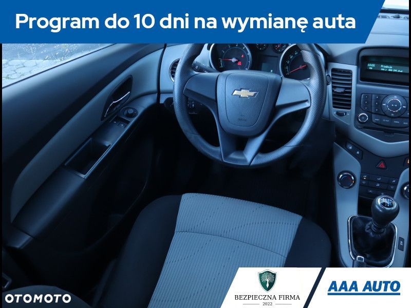 Chevrolet Cruze - 8