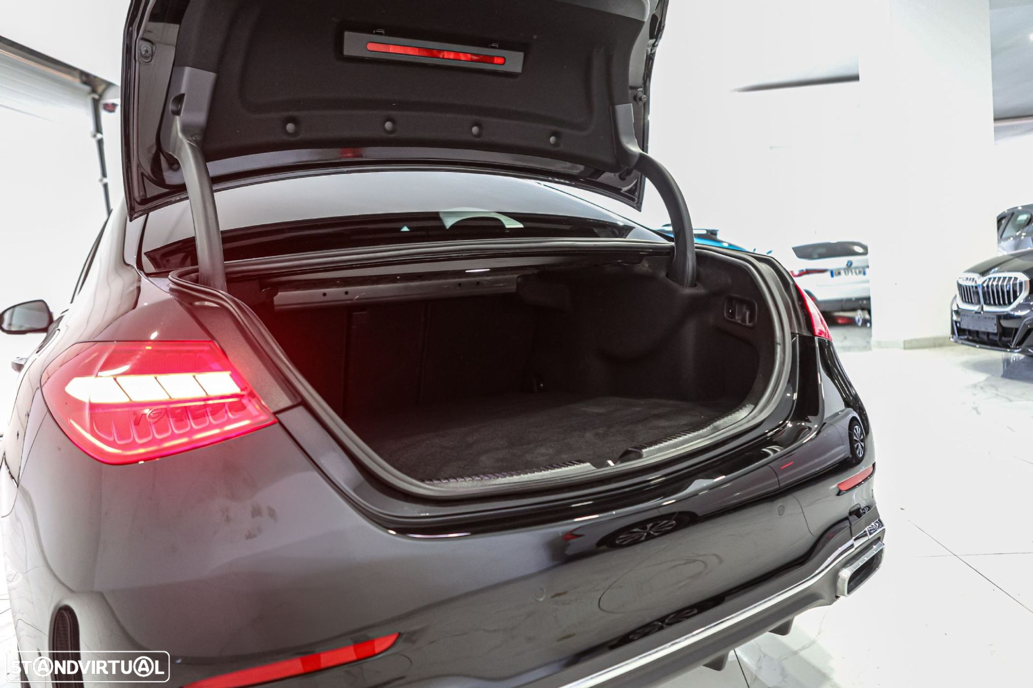 Mercedes-Benz C 300 de AMG Line - 9