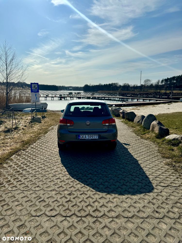 Volkswagen Golf 1.6 TDI BlueMot Comfortline - 5