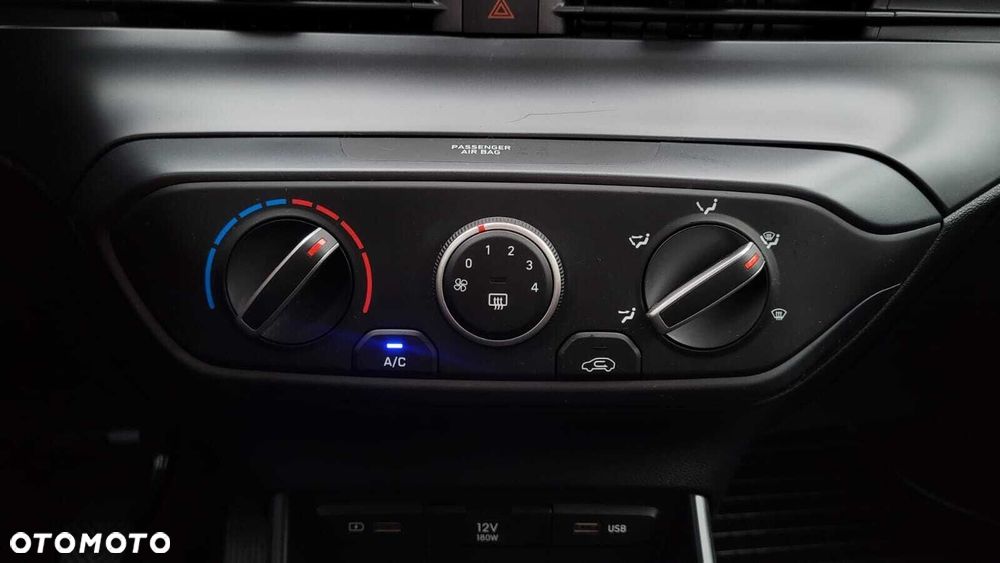 Hyundai i20 - 21