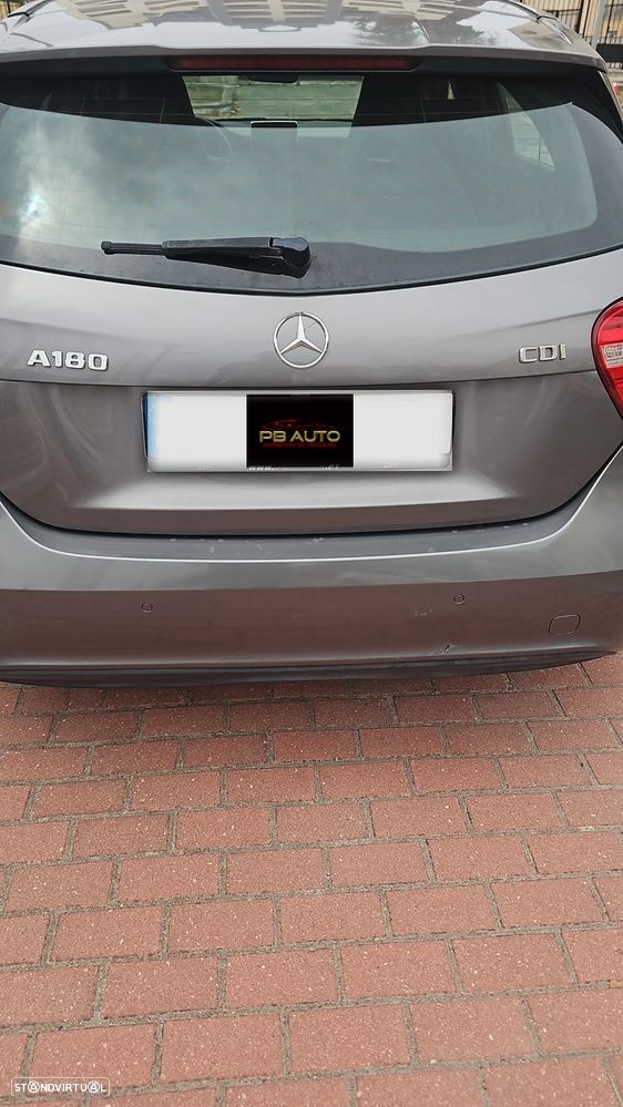 Mercedes-Benz A 180 CDI 7G-DCT Urban - 6