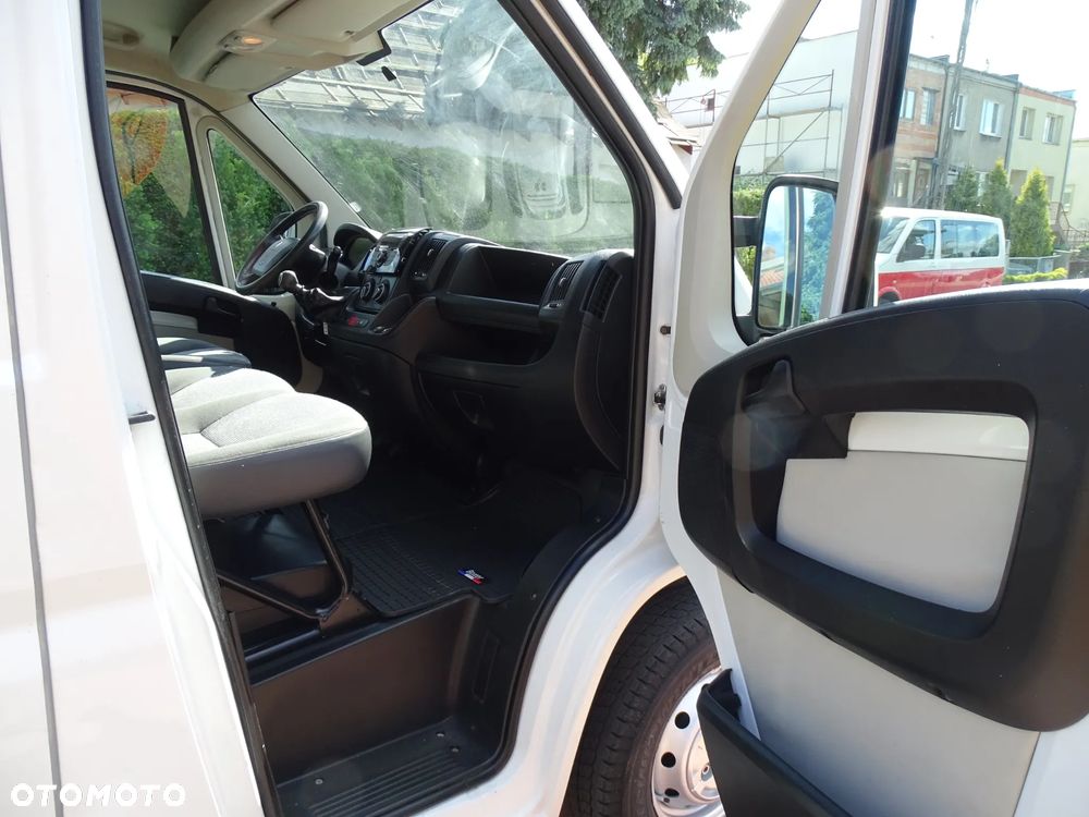 Peugeot Boxer 2,2 HDI -130 koni ,L3 H2 , Klimatyzacja-Sprawna , paka długa 3,75 m. Cały w oryginale ! - 8