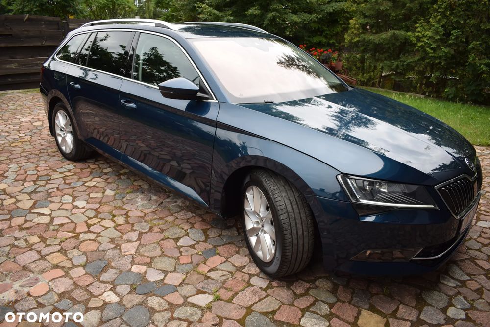 Skoda Superb 2.0 TDI 4x4 DSG Premium Edition - 18