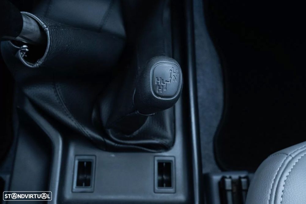 Toyota Land Cruiser 3.0 TD Pack 2 - 21