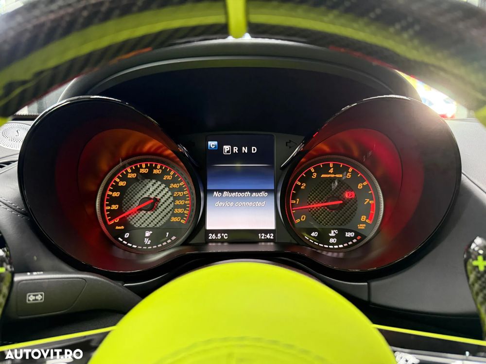 Mercedes-Benz AMG GT R Roadster - 11