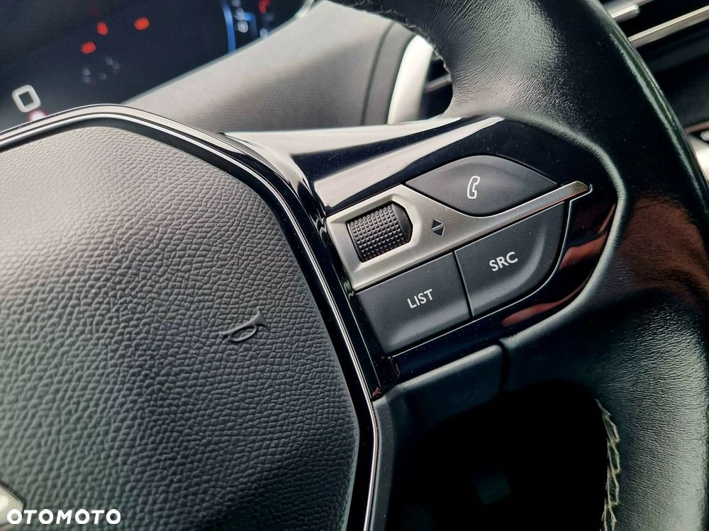 Peugeot 3008 1.5 BlueHDi Allure S&S - 19