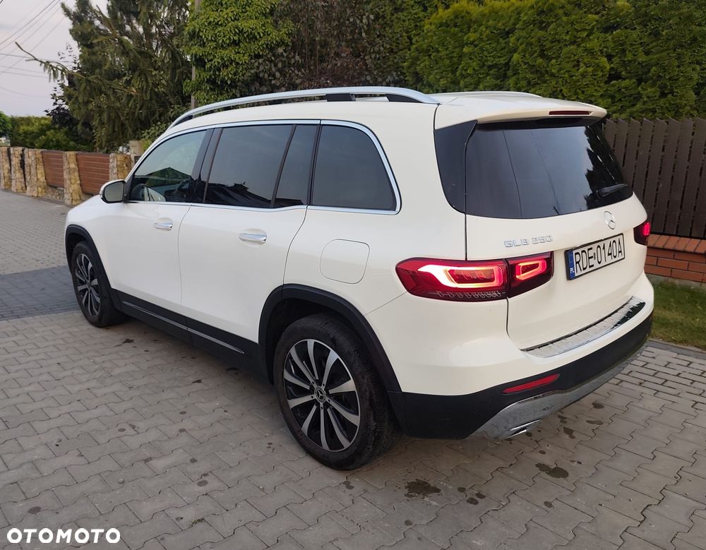 Mercedes-Benz GLB - 6