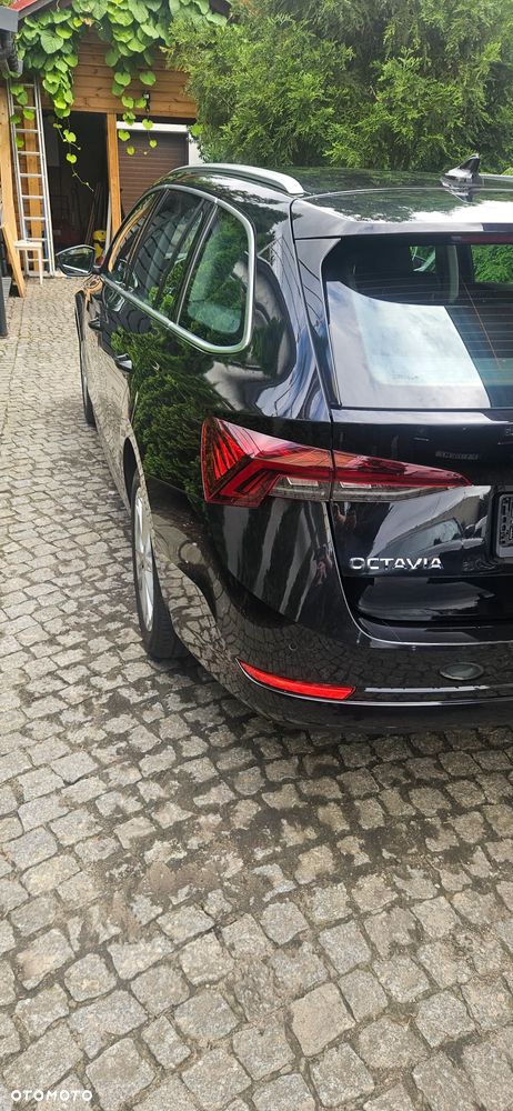 Skoda Octavia 2.0 TDI DSG Selection Plus - 6
