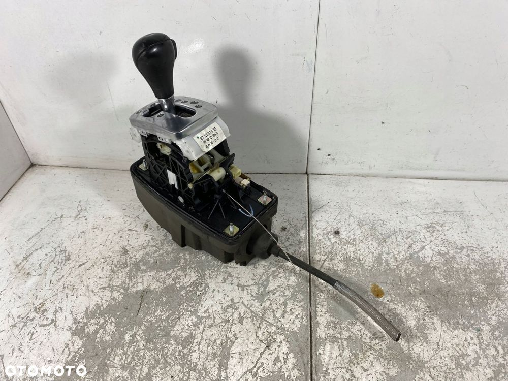 lewarek dźwignia zmiany biegów 8e1713111r audi a4 b7 04-08 euro - 1
