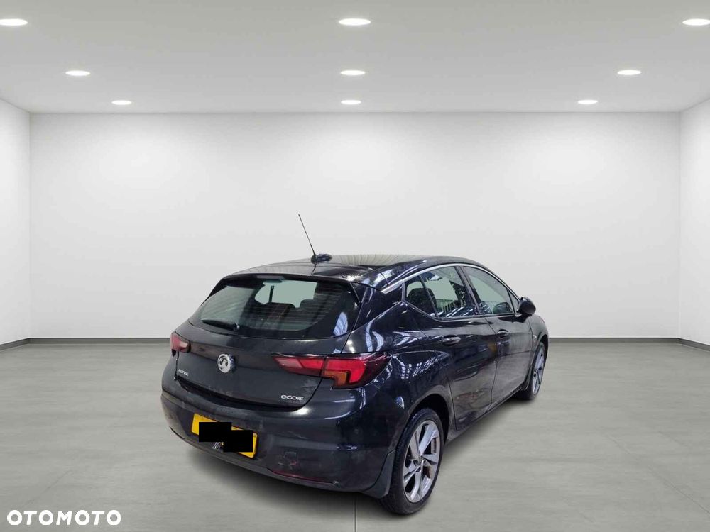 Opel Astra 1.6 D (CDTI) Dynamic - 3