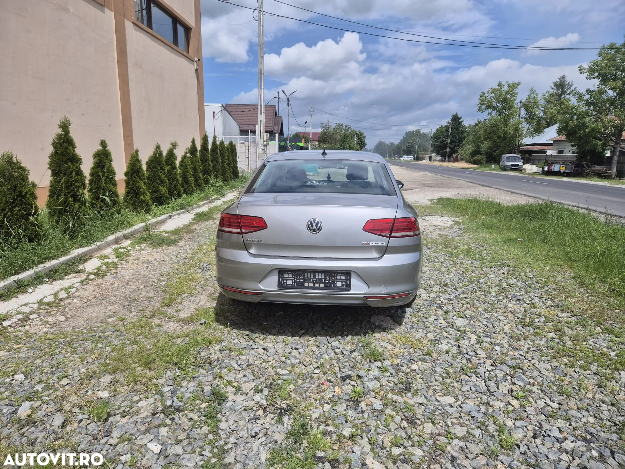 Volkswagen Passat 1.6 TDI (BlueMotion Technology) Comfortline - 12