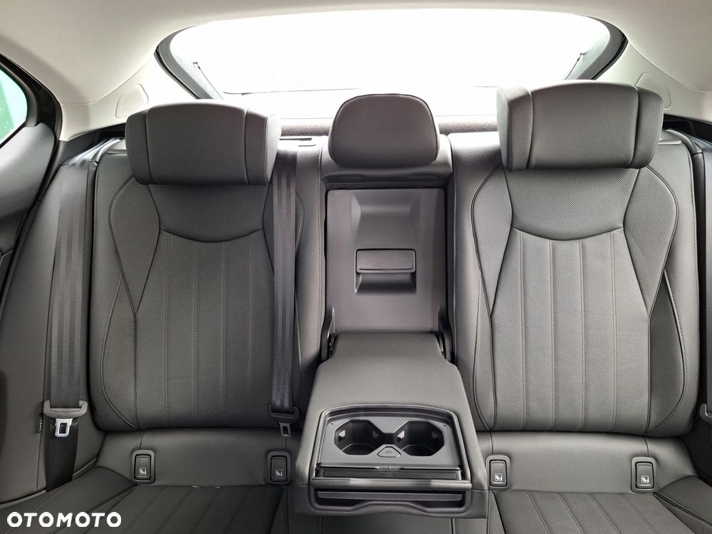 Skoda Superb 2.0 TDI SCR 4x4 L&K DSG - 29