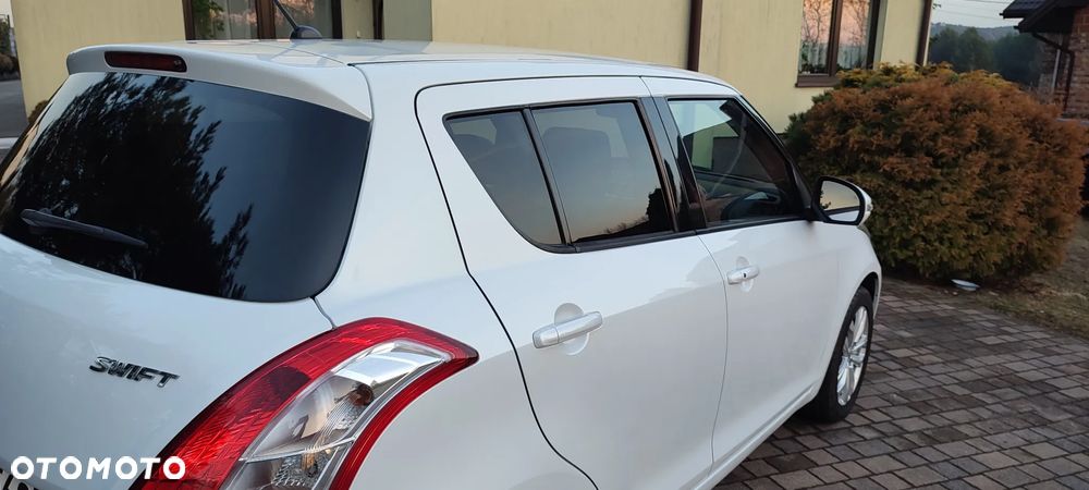 Suzuki Swift 1.2 Premium - 9
