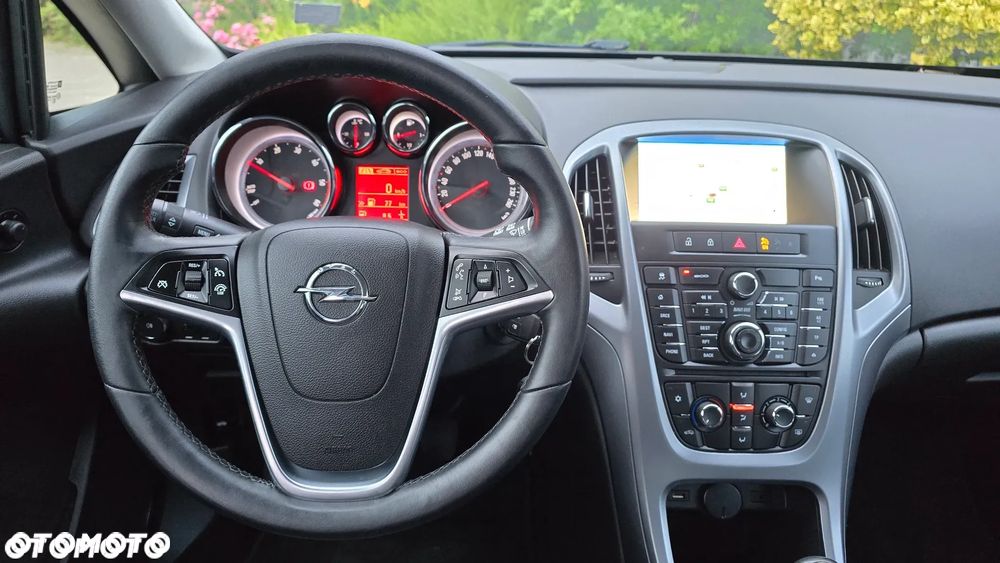 Opel Astra - 14