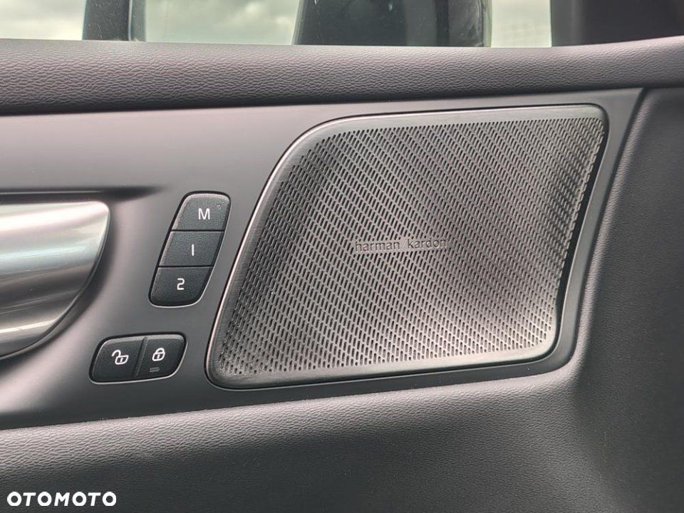 Volvo V60 - 25