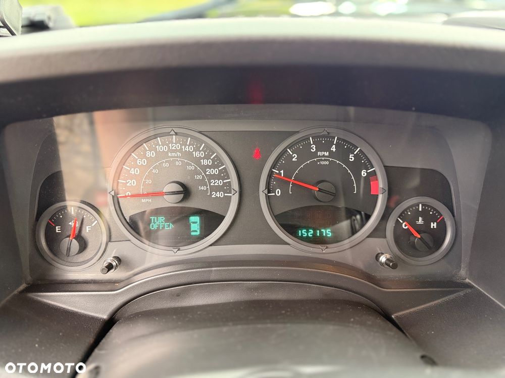 Jeep Compass 2.4I 4x4 Sport - 18