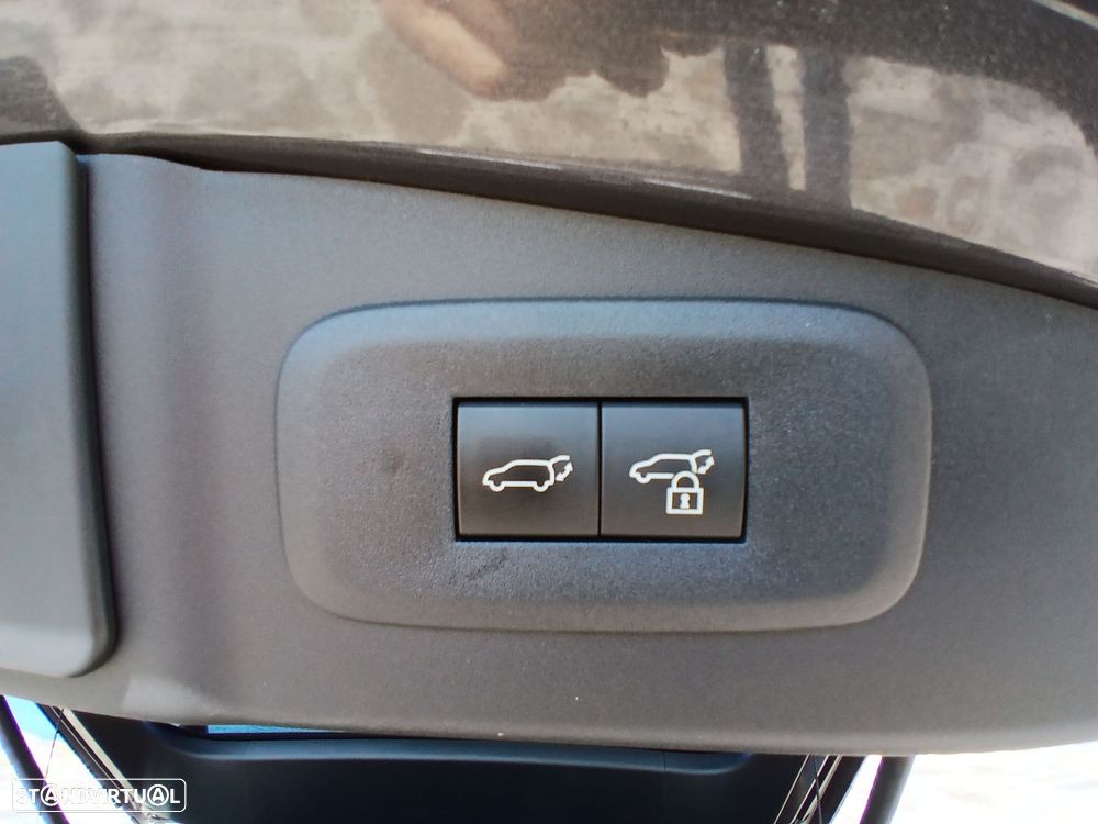 Lexus RZ 300e Premium - 12