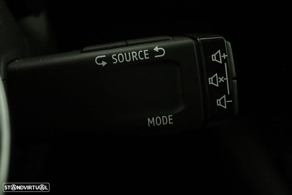 Renault Captur 1.0 TCe Techno Bi-Fuel - 19