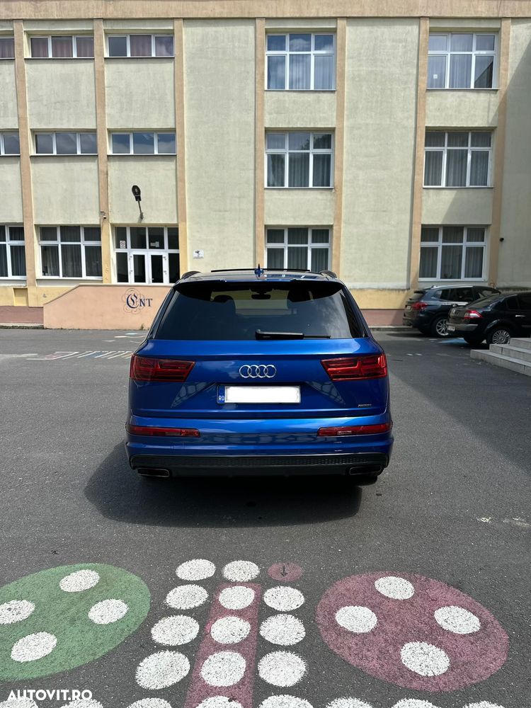 Audi Q7 - 6