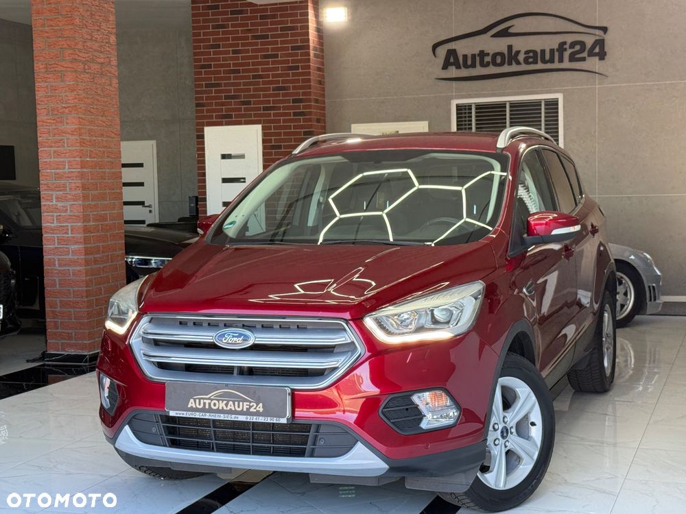 Ford Kuga 1.5 EcoBoost 2x4 Titanium - 5